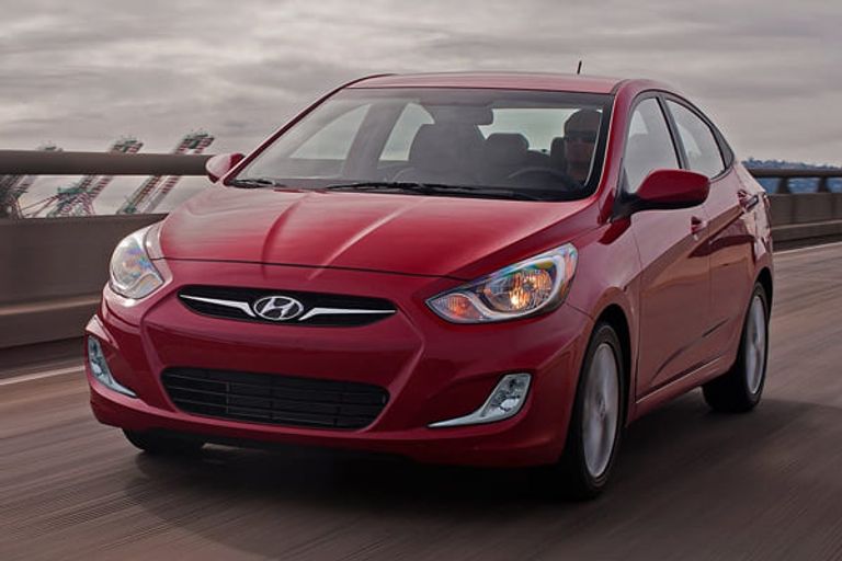 سيارةهيونداي أكسنت RB مجموعة من السيارات - أرشيفية