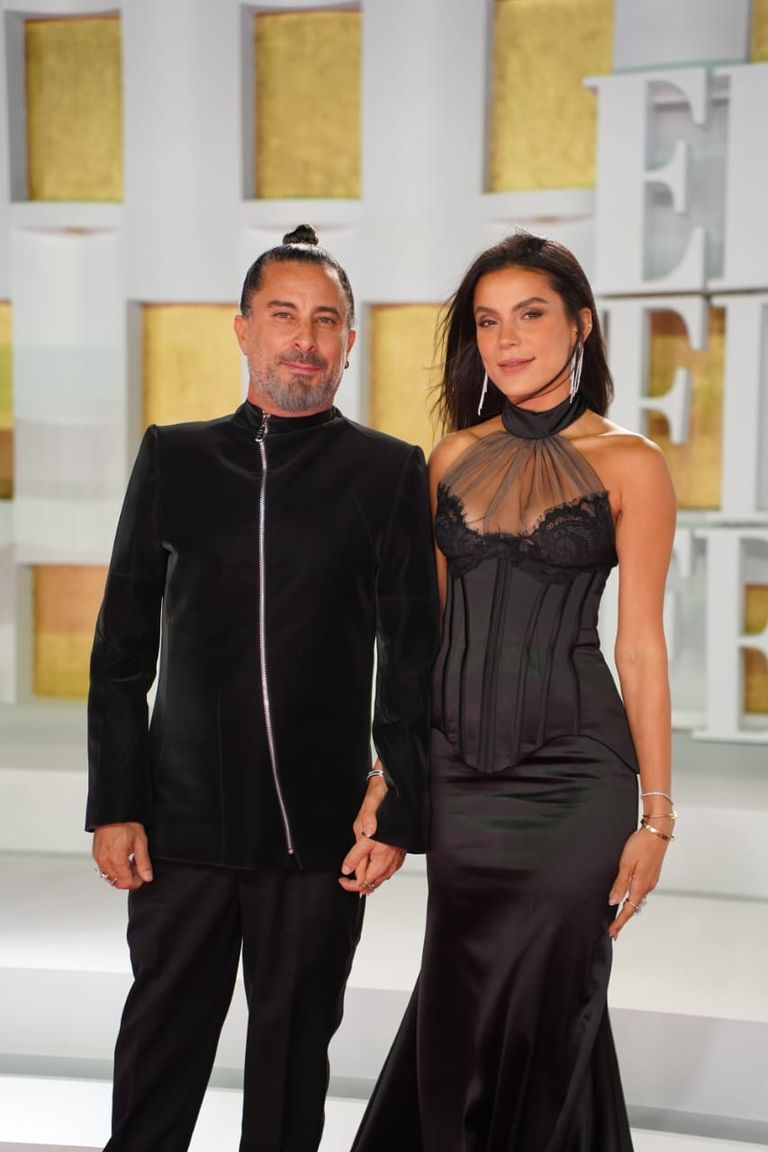 طه دسوقي وزوجته في الجونة