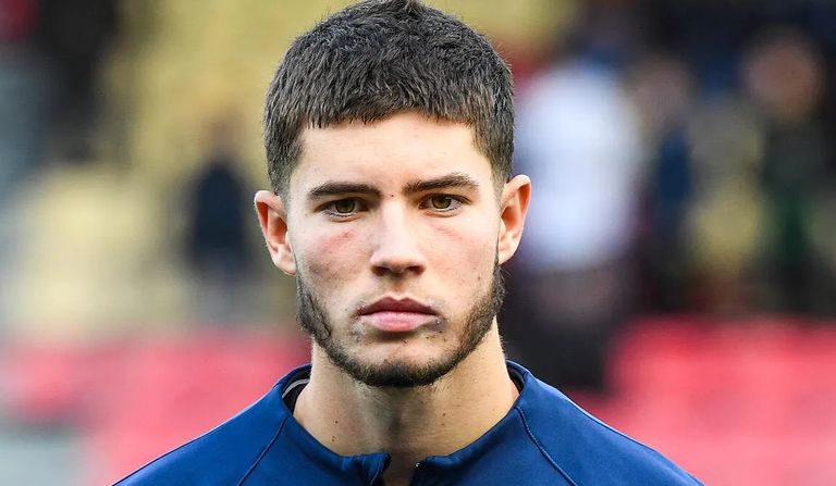 إلياس زيدان إلياس زيدان نجم منتخب فرنسا للشباب