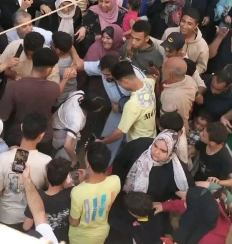 الفنان المصري تامر حسني