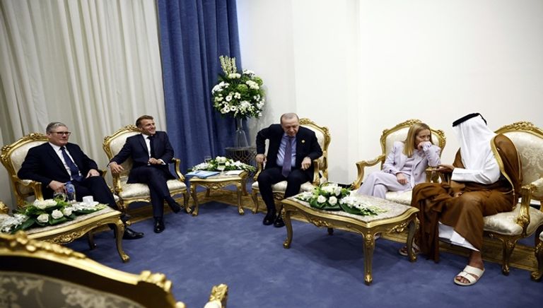 ميلوني وترامب وستارمر