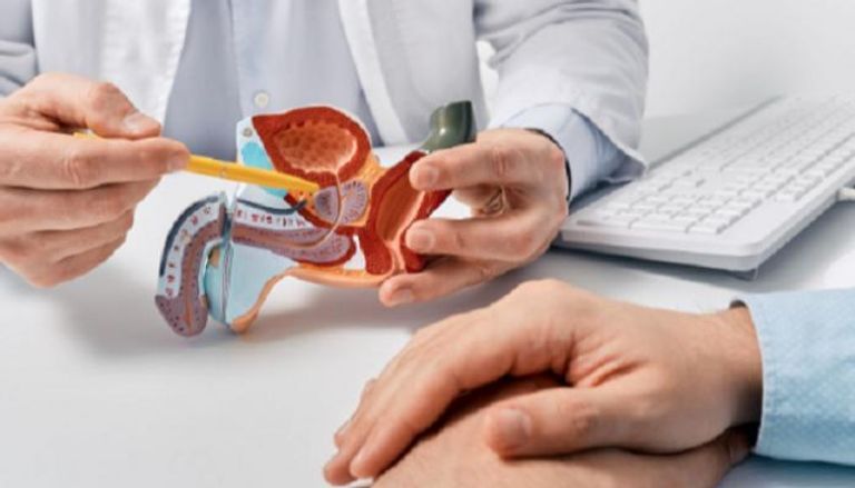 علماء يدعون لإجراء فحوص دم سنوية للرجال 