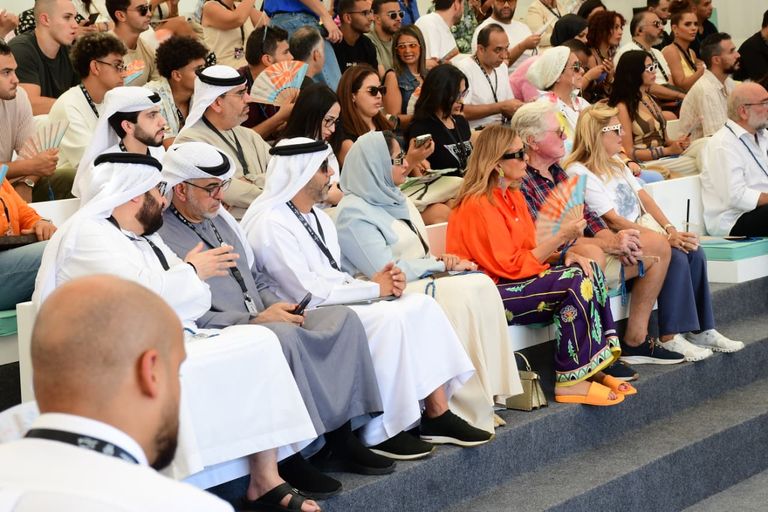 حوار مفتوح بعنوان 
