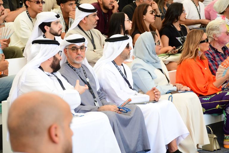 حوار مفتوح بعنوان 