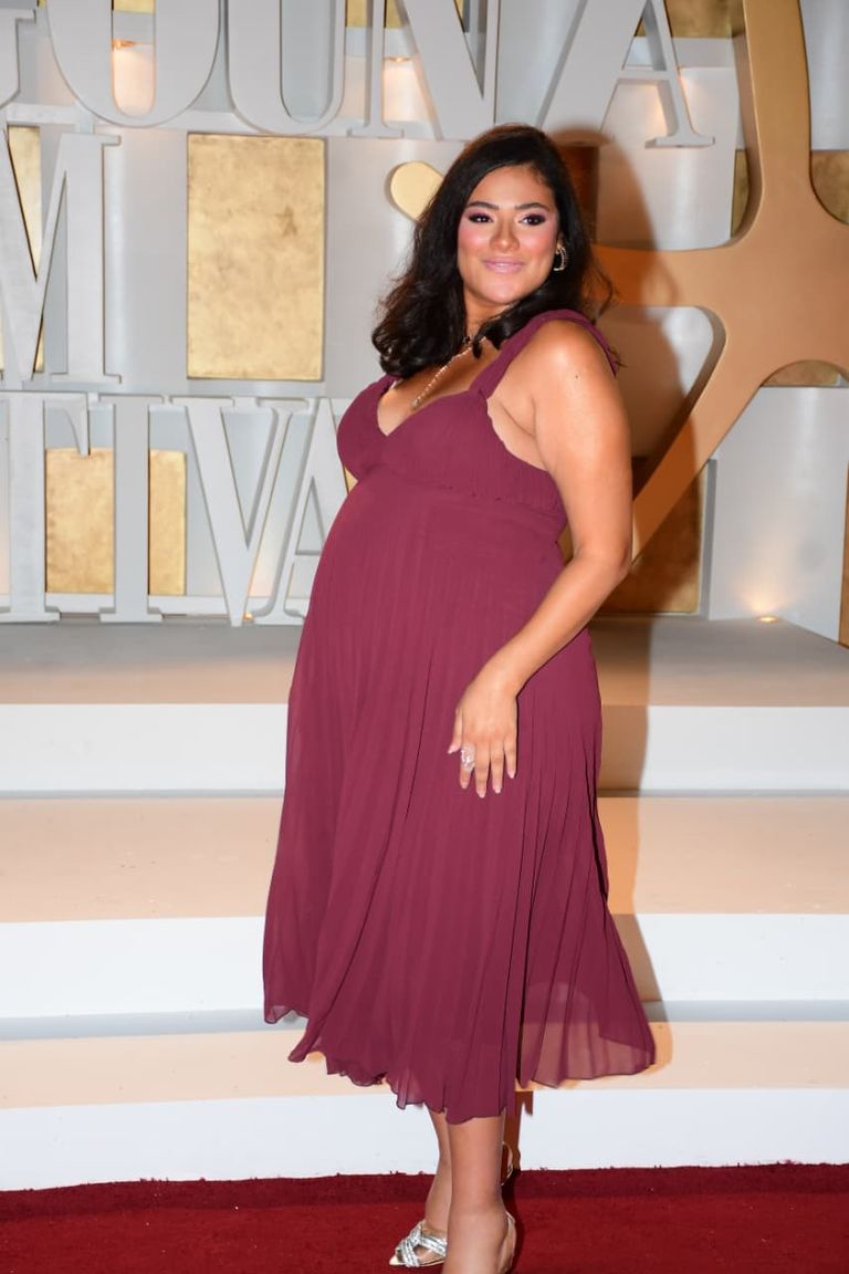 الفنانة روجينا