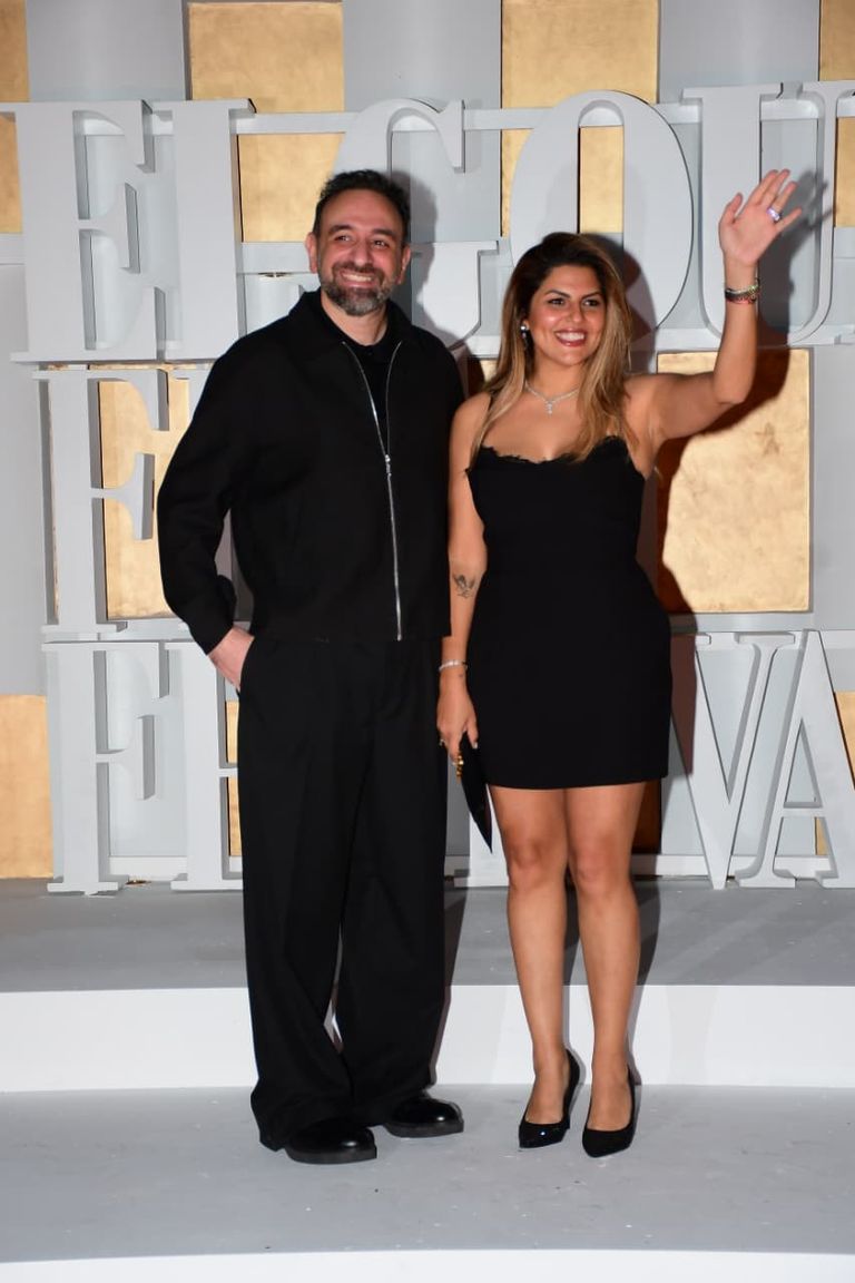 الفنانة روجينا