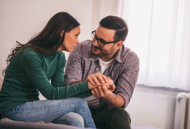 9 مؤشرات تحذيرية على معاناة شريكك من مرض فرط الحركة ونقص الانتباه