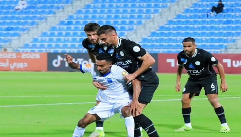 جانب من مباراة الشباب وتضامن حضرموت
