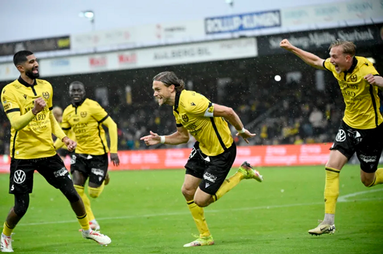 ميالبو السويدي ميالبو بطل الدوري السويدي