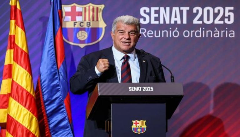 خوان لابورتا رئيس نادي برشلونة