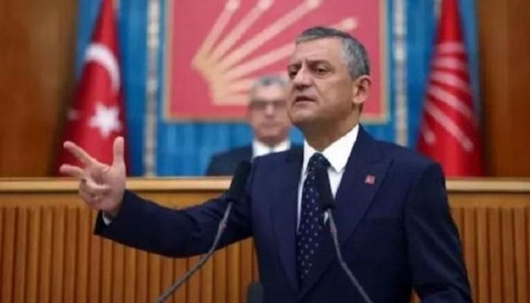 زعيم حزب الشعب الجمهوري المعارض أوزغور أوزيل