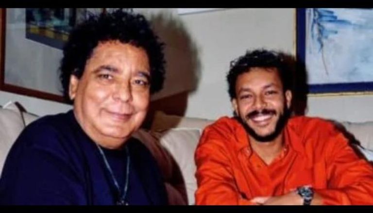 ويجز رفقة محمد منير