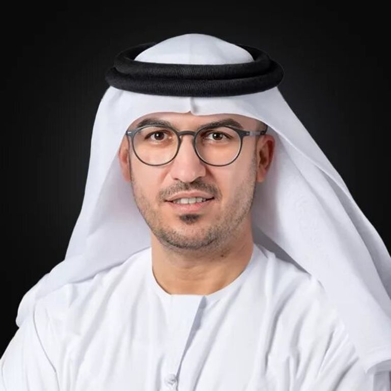 الدكتور إبراهيم المنصوري، مدير إدارة الهندسة في "مصدر" الإمارات تضع حجر الأساس لأكبر مشروع طاقة متجددة في العالم