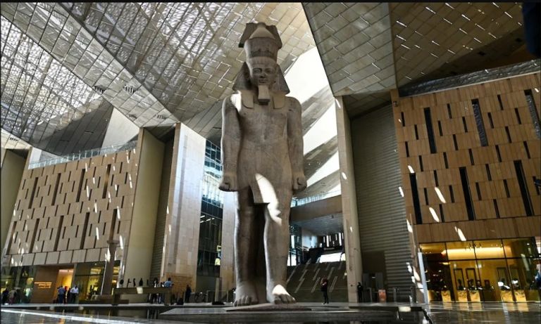 المتحف المصري الكبير