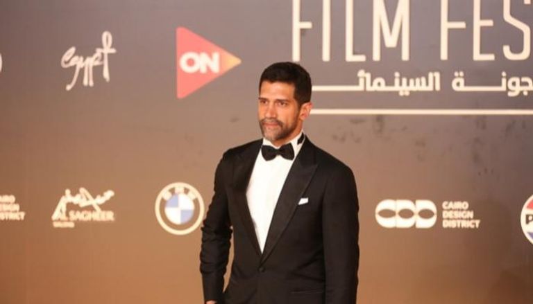 الفنان أحمد مجدي