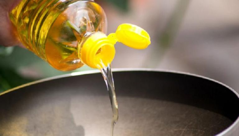 اختيار زيت الطهي المناسب من الموضوعات المثيرة للجدل