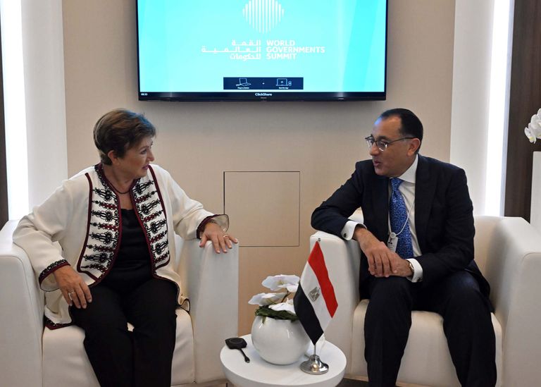 الدكتور مصطفى مدبولي رئيس الوزراء المصري مع مديرة صندوق النقد  رحلة التضخم في مصر