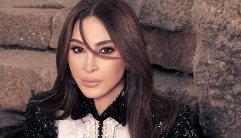 النجمة اللبنانية إليسا