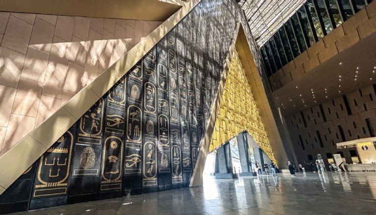 المتحف المصري الكبير من الداخل