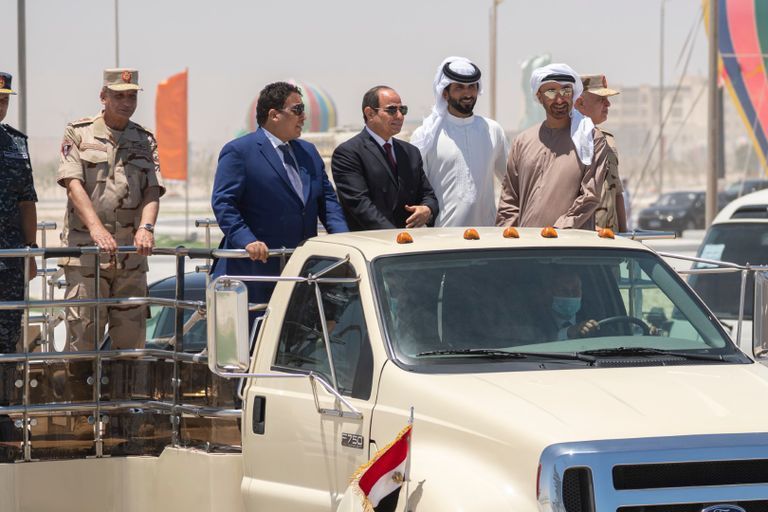 افتتاح المرحلة الأولى من طريق الشيخ محمد بن زايد في تعز