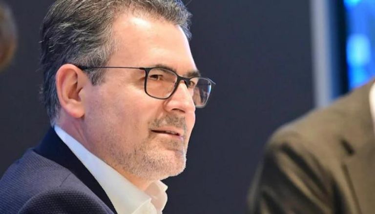 الإمام المثير للجدل