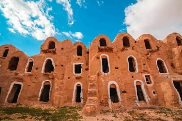 «القصور الصحراوية» في الجنوب التونسي صورة للقصور الصحراوية