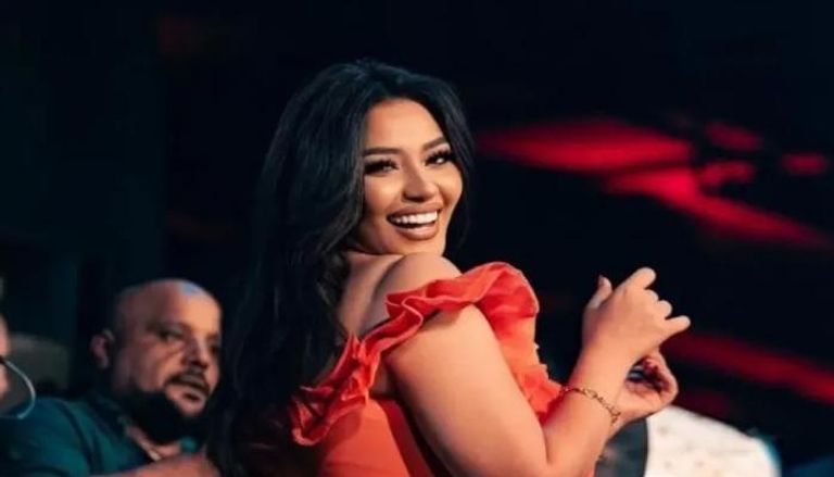 الفنانة رحمة محسن