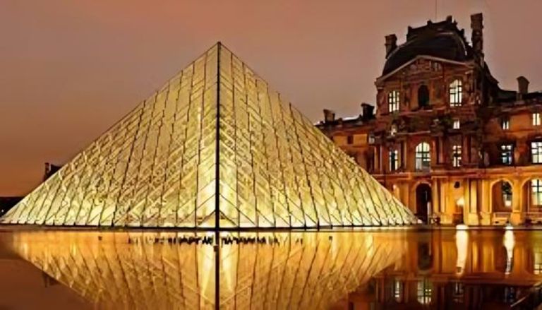 متحف اللوفر - أرشيفية