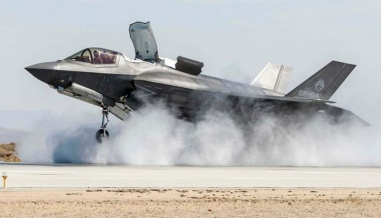 مقاتلة من طراز إف-35 بي