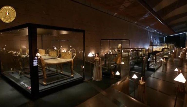 كنوز توت عنخ آمون