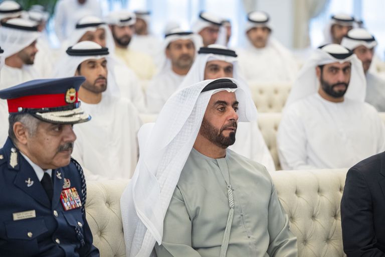 الشيخ محمد بن زايد آل نهيان يلتقي المشاركين في اجتماع دول التحالف الأمني