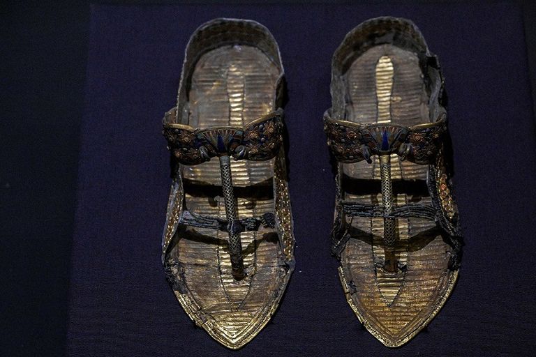 عرض مقتنيات توت عنخ آمون