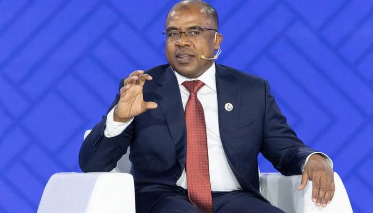 خليفة عبد الصادق وزير النفط الليبي