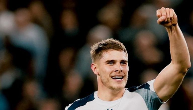 فان دي فين لاعب توتنهام