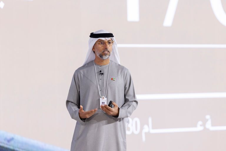 حزمة مشاريع إماراتية في مجال النقل والطرق