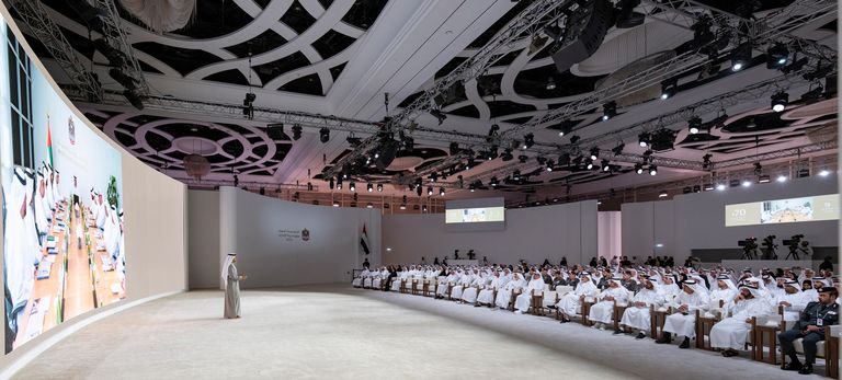 حزمة مشاريع إماراتية في مجال النقل والطرق