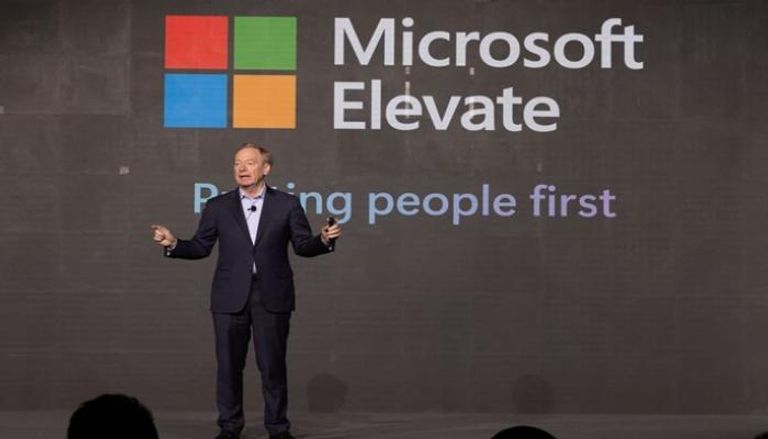 براد سميث - وام