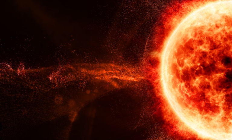 عاصفة شمسية قوية تضرب الأرض اليوم