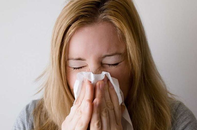 لقاح أنفي يحفز المناعة ضد عدة نسخ من إنفلونزا الطيور