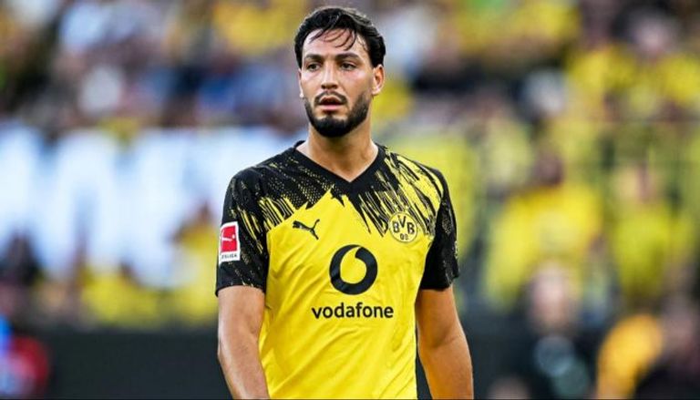 بن سبعيني نجم بروسيا دورتموند