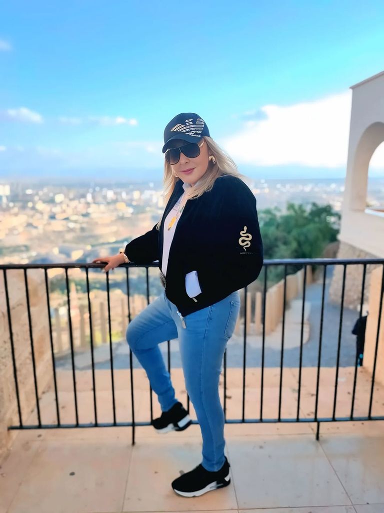 نادية الجندي من وهران