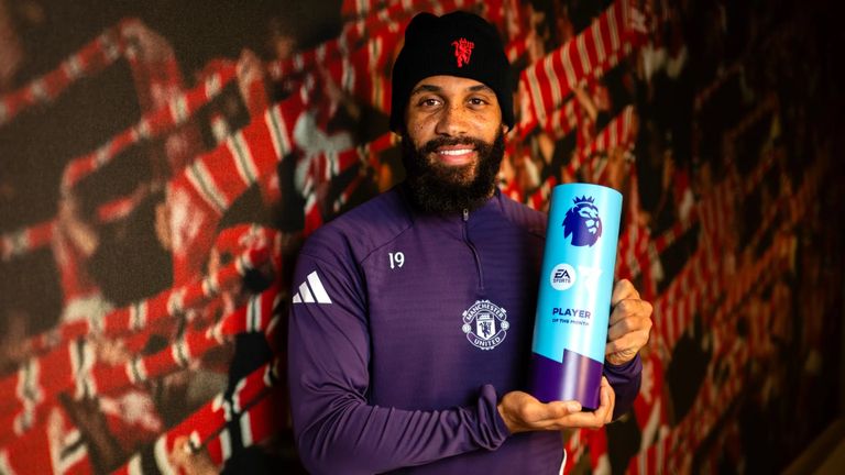 مبيومو مع جائزة الشهر