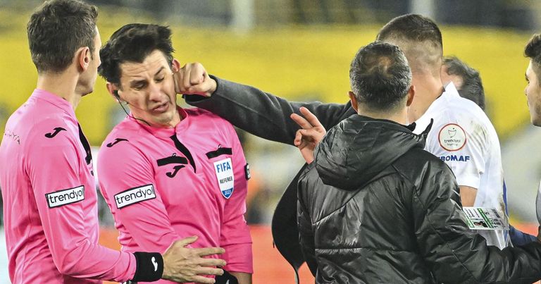 الحكم خليل أوموت