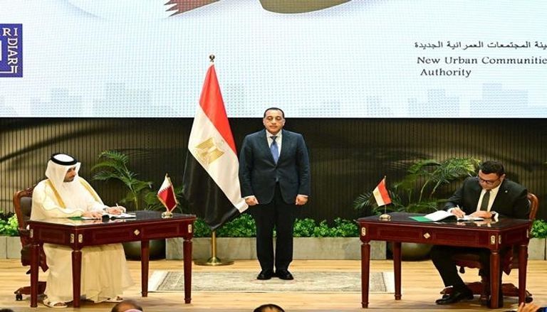 جانب من توقيع الصفقة - مجلس الوزراء المصري الدولار والجنيه المصري - تعبيرية