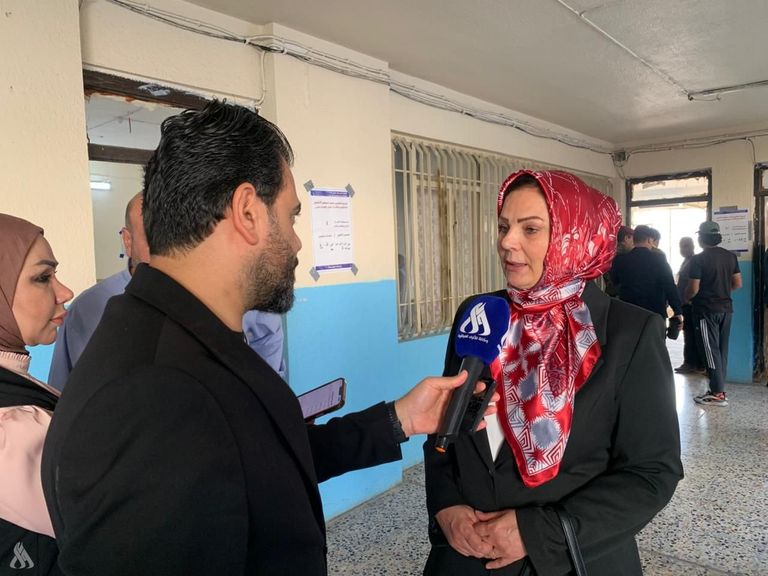 جانب من عمليات التصويت