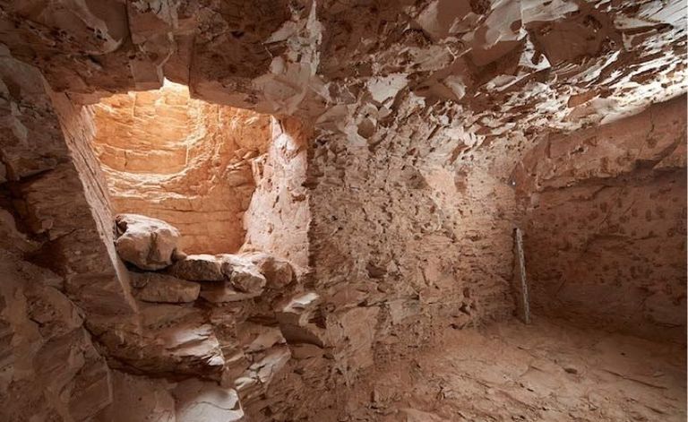  العلماء أجروا تحليلات تأريخ بالكربون المشع على 5 أجزاء لمومياوات