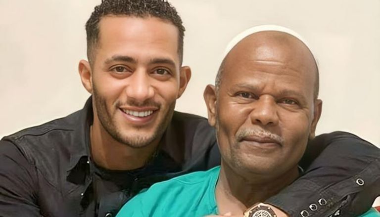 الفنان محمد رمضان ووالده