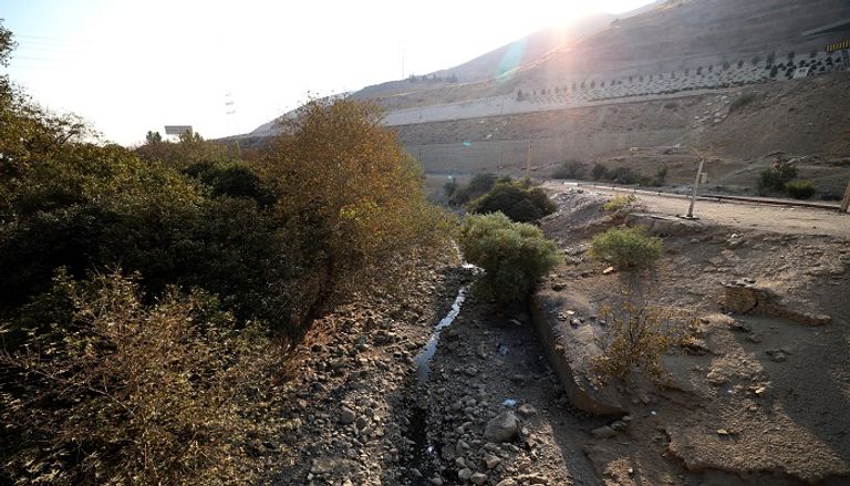 تراجع مخزون المياه في السدود الأربعة التي تغذي مدينة مشهد الإيرانية