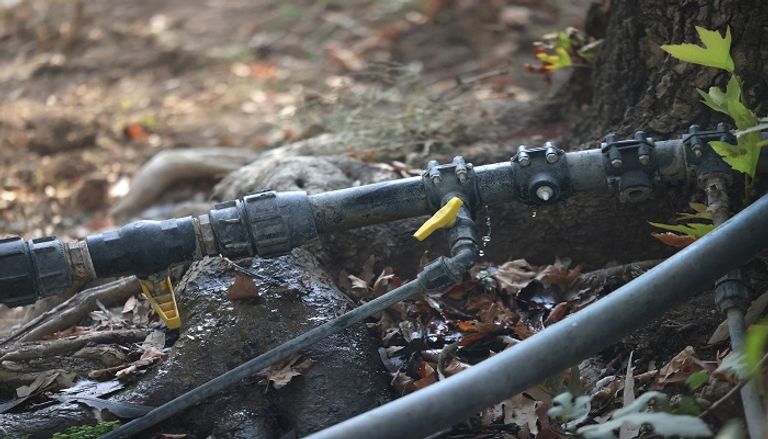 تراجع مخزون المياه في السدود الأربعة التي تغذي مدينة مشهد الإيرانية