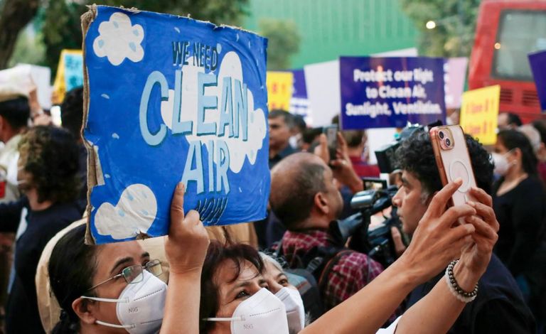 تظاهرة في العاصمة الهندية للمطالبة بمعالجة تلوث الهواء